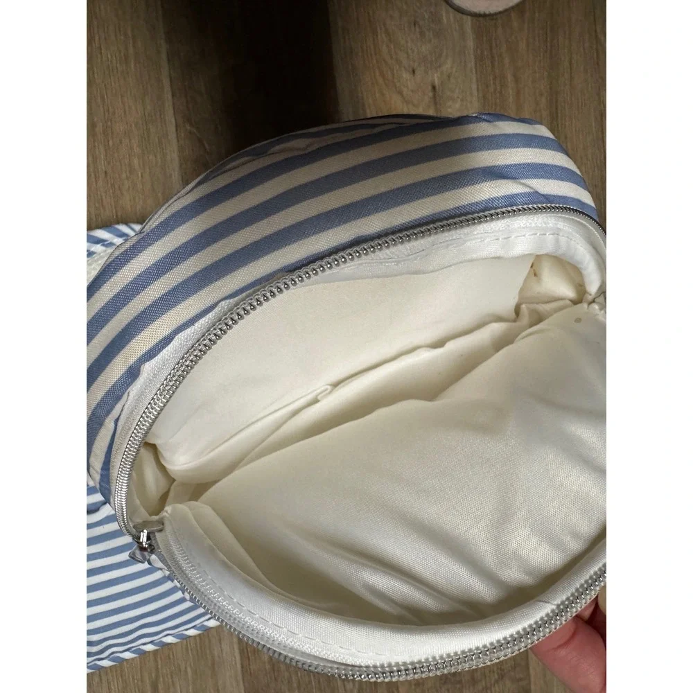 Tushbaby Hip Seat Baby Bag Blue White Stripe Ergonomic Waistband Storage